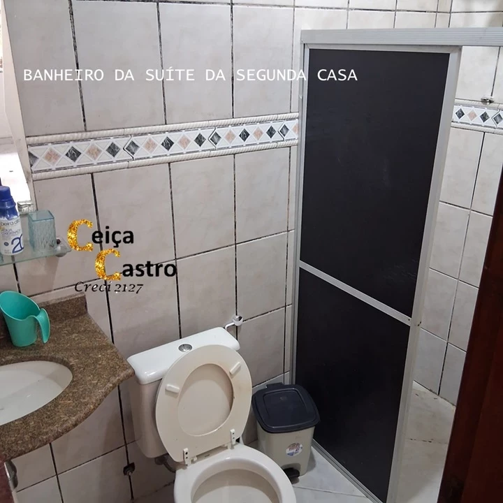 Imagem Casa com 7 Quartos à Venda, 300 m² em Alvorada - Manaus
