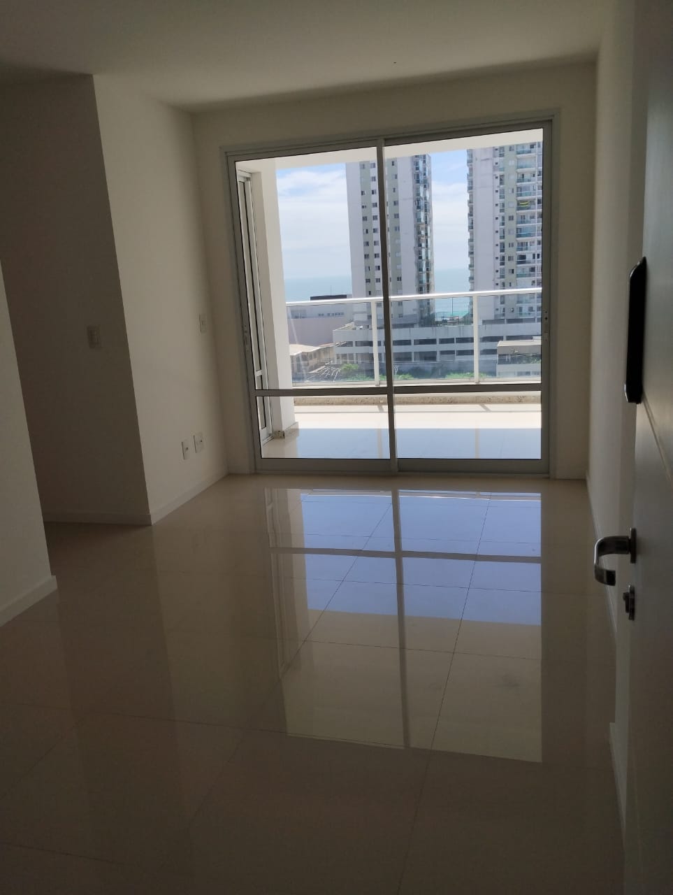 Imagem Apartamento com 3 Quartos à Venda, 76 m²em Praia de Itaparica - Vila Velha