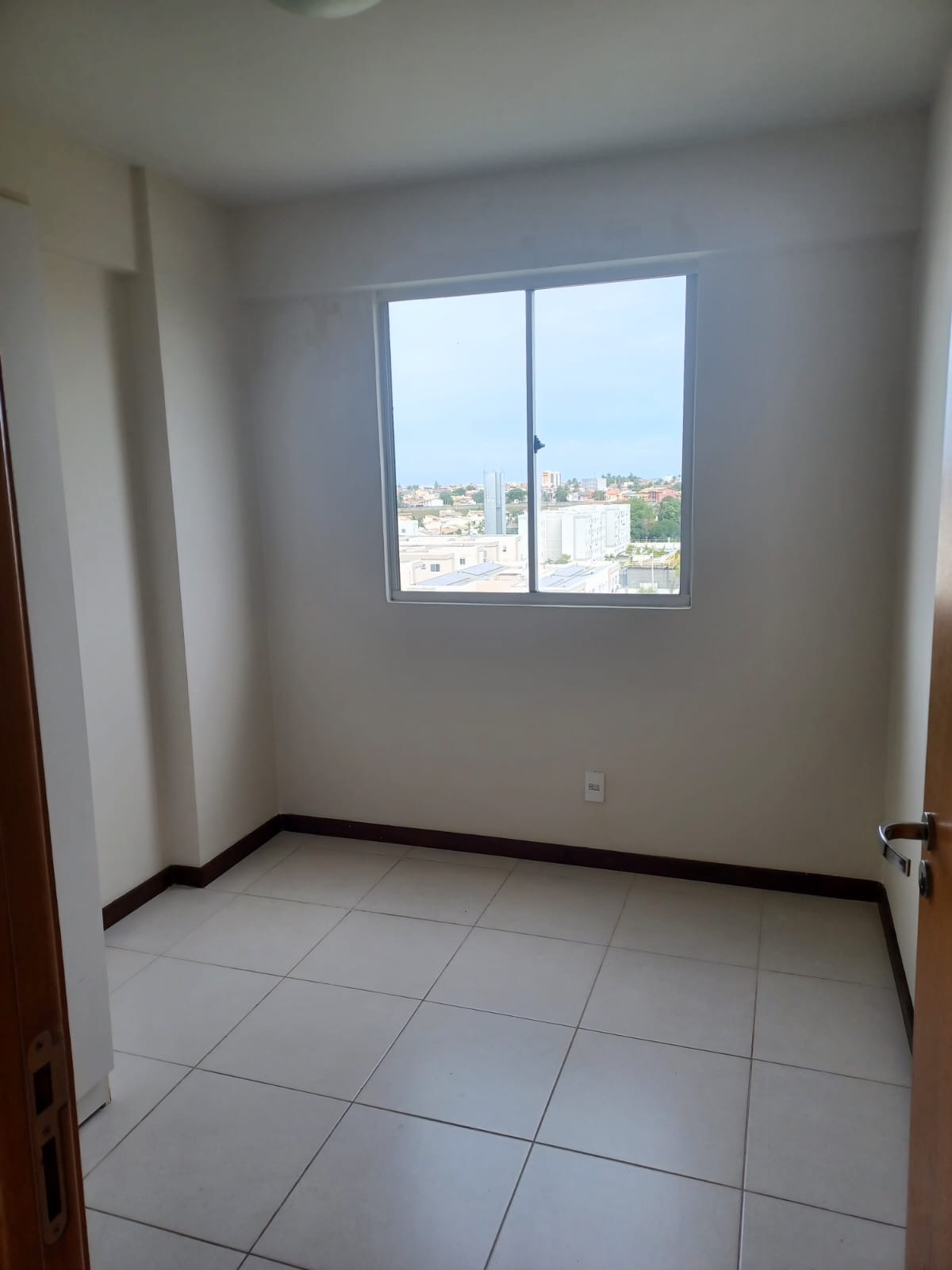 Imagem Apartamento com 3 Quartos à Venda, 68 m²em Centro - Lauro de Freitas