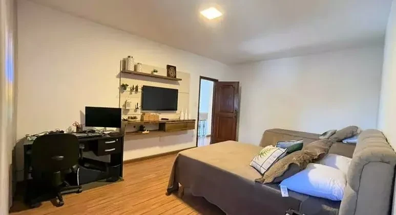 Imagem Casa com 5 Quartos à Venda, 279 metros em Alto Barroca - Belo Horizonte