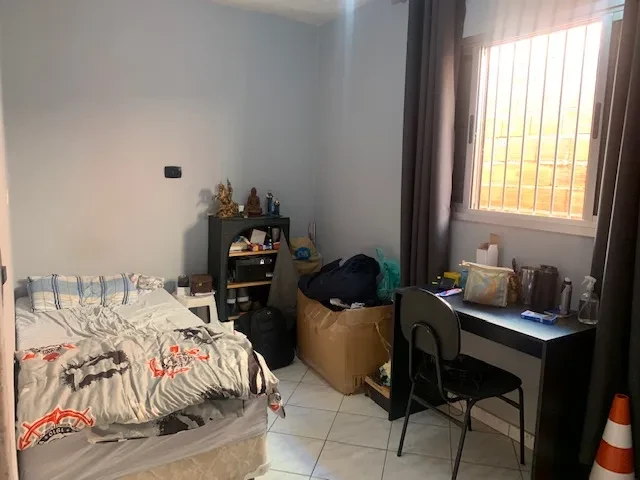 Imagem Casa com 4 Quartos à Venda, 178 m² em Vila Elze - São Paulo