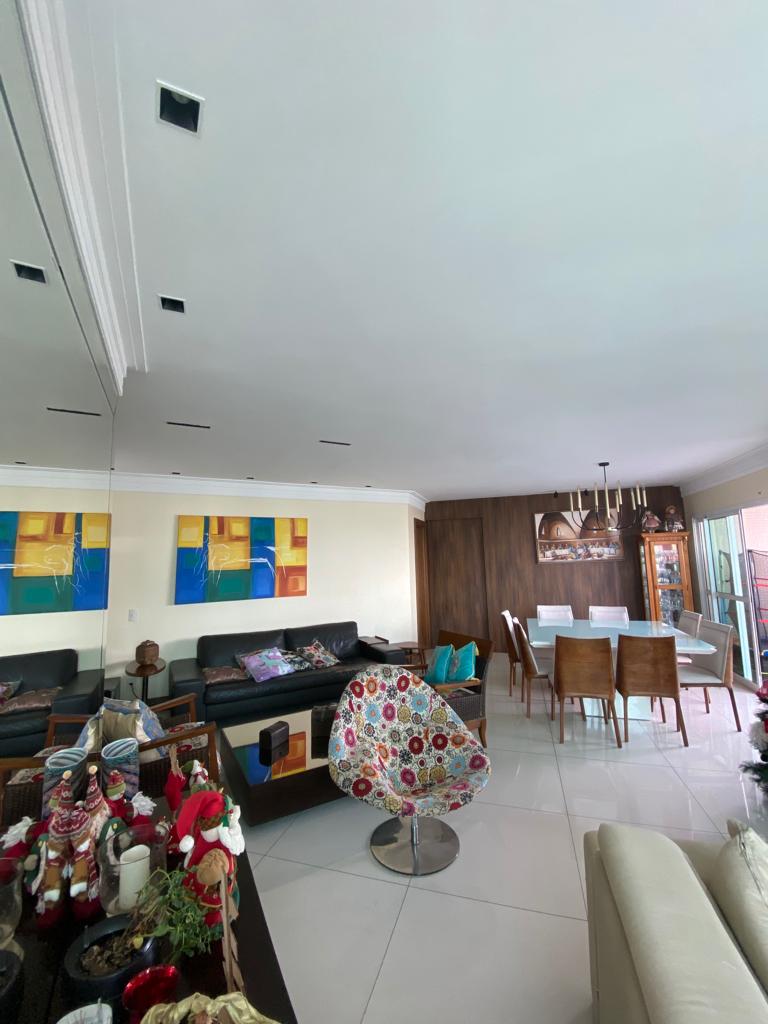 Imagem Apartamento com 4 Quartos à Venda, 198 m²em Umarizal - Belém