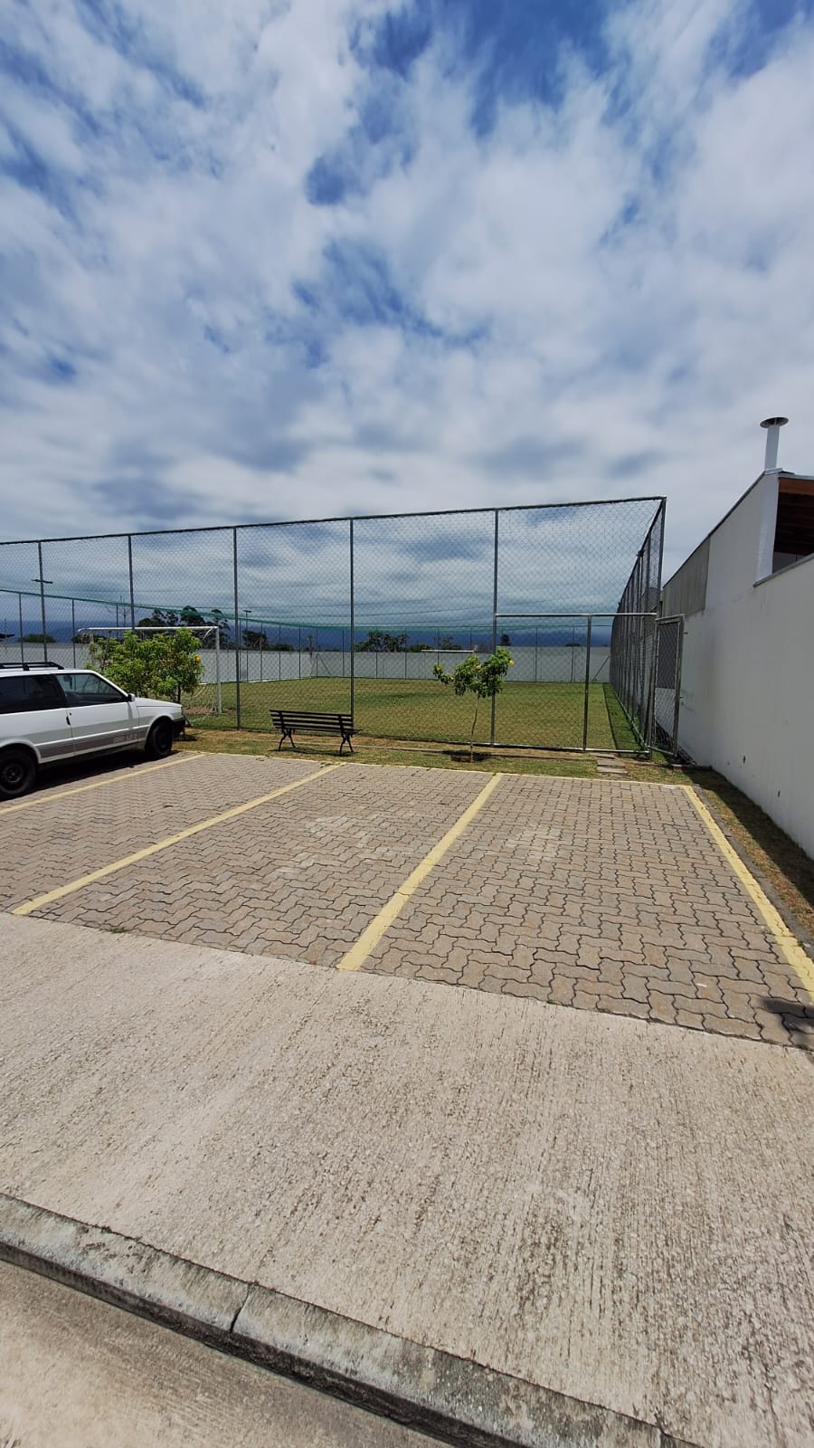 Imagem Casa com 2 Quartos à Venda, 44 m²em Vila São Benedito - Pindamonhangaba