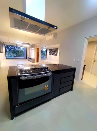 Imagem Casa de Condomínio com 4 Quartos à Venda, 285 m² em Itapetinga - Atibaia