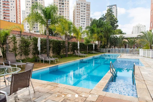 Imagem Apartamento com 2 Quartos à Venda,  em Vila Gumercindo - São Paulo