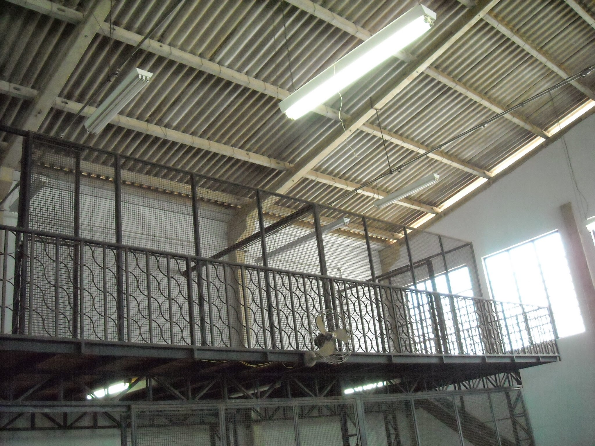 Foto do imóvel: Galpão à Venda ou Locação, 900 m² em Parque Rural Fazenda Santa Cândida - Campinas