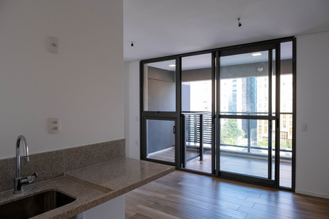 Imagem Apartamento com 1 Quarto à Venda ou Temporada, 28 m²em Itaim Bibi - São Paulo