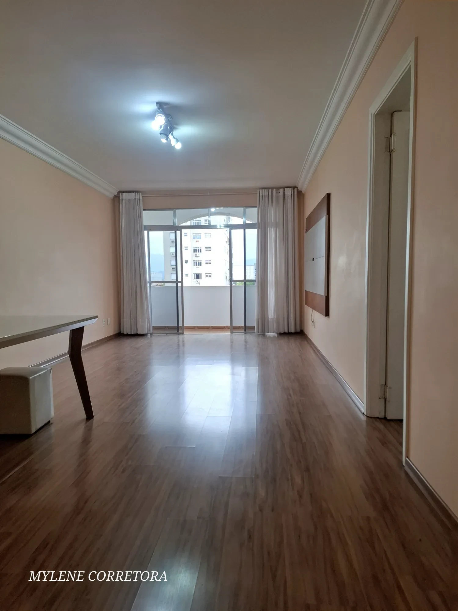 Imagem Apartamento com 2 Quartos à Venda, 112 m² em Embaré - Santos