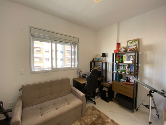 Imagem Apartamento com 2 Quartos à Venda, 70 m² em Kobrasol - São José