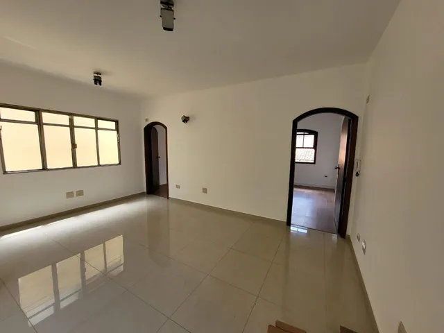 Imagem Sobrado com 3 Quartos à Venda, 229 m²em Campestre - Santo André