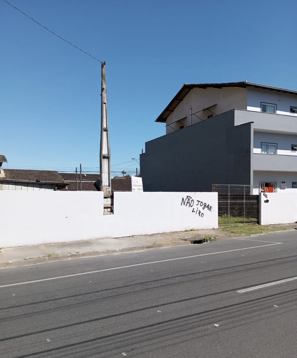 Foto do imóvel: Terreno à Venda, 350 m²em Floresta - Joinville
