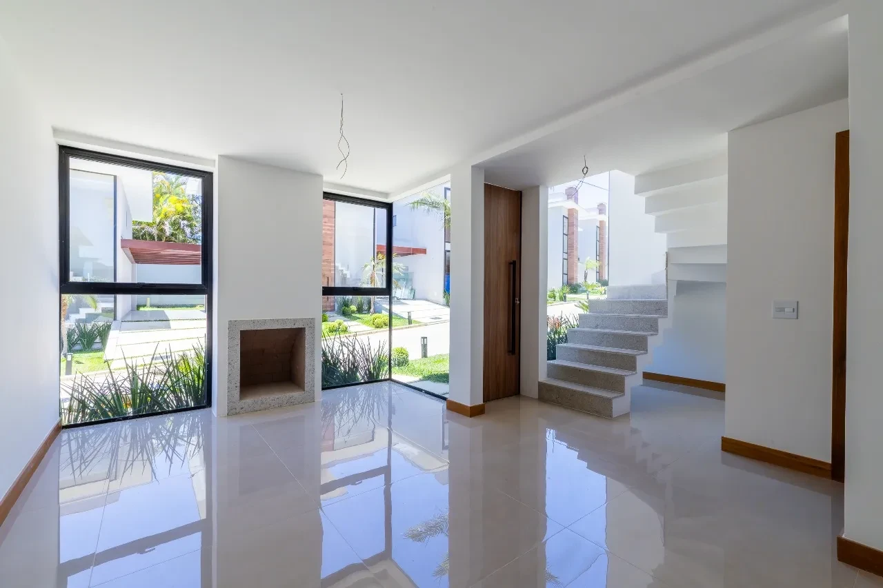 Imagem Casa de Condomínio com 4 Quartos à Venda, 152 m² em Tijuca - Teresópolis