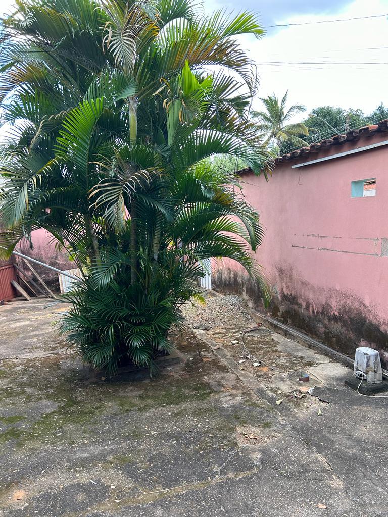 Imagem Casa com 3 Quartos à Venda, 211 m²em Jardim América - Goiânia