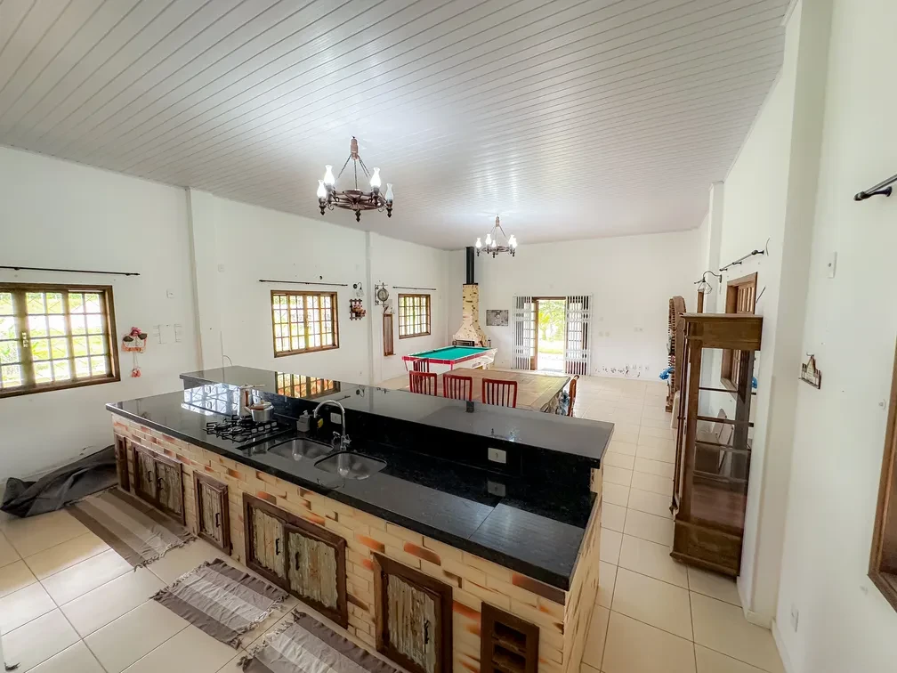 Foto do imóvel: Chácara com 3 Quartos à Venda, 15595 m² em Área Rural de Camboriú - Camboriú