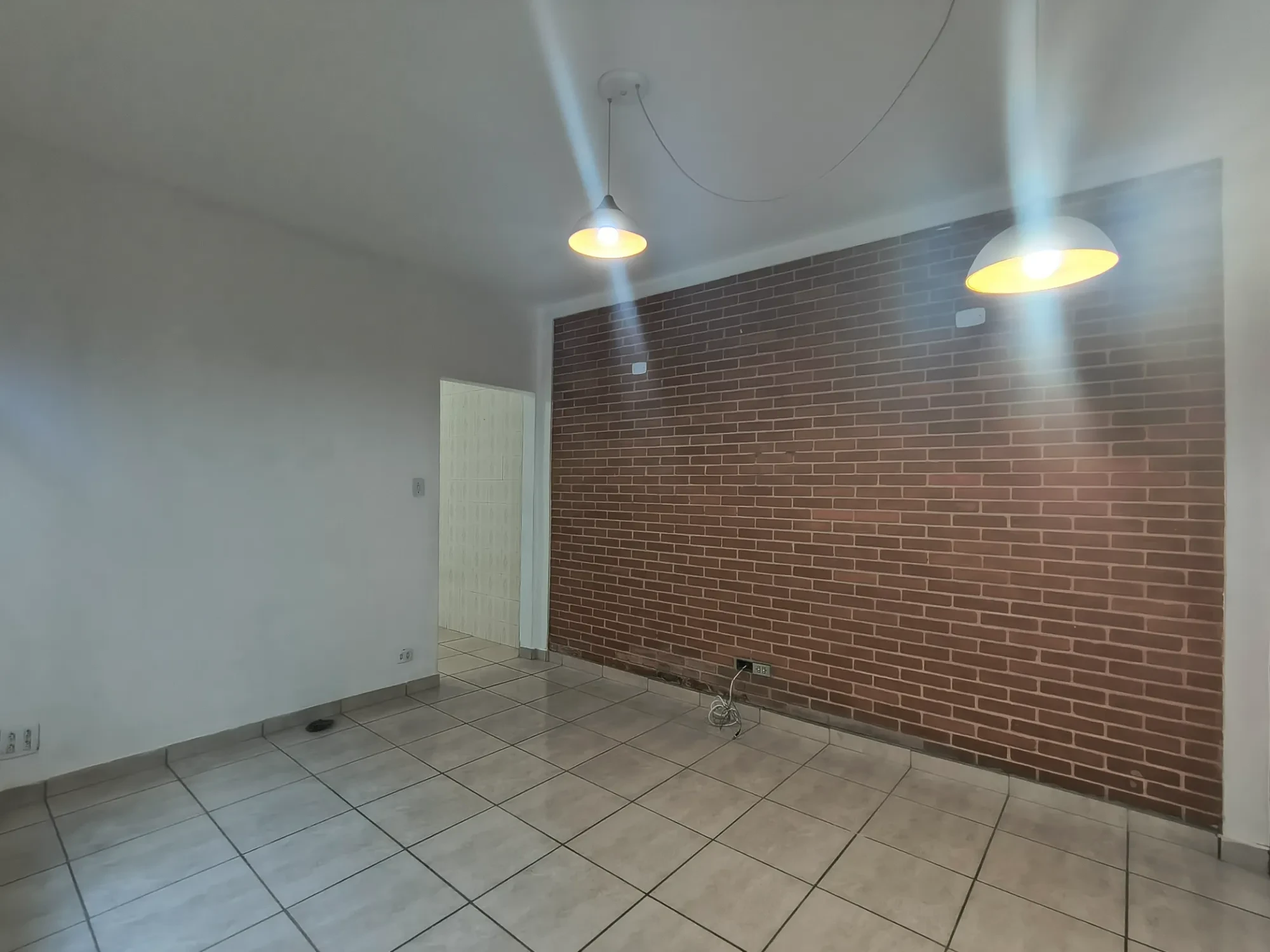 Imagem Casa com 2 Quartos para Alugar, 69 m² em Parque Santo Antônio - Jacareí