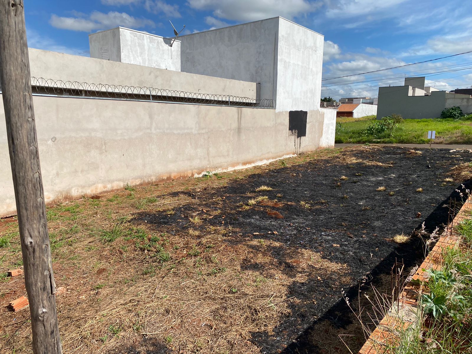 Foto do imóvel: Terreno à Venda, 250 m² em Jardim Esplanada - Araras
