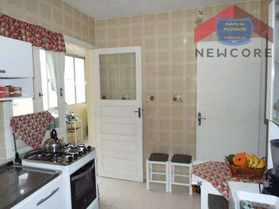 Imagem Apartamento com 3 Quartos à Venda,  em Centro - Pelotas