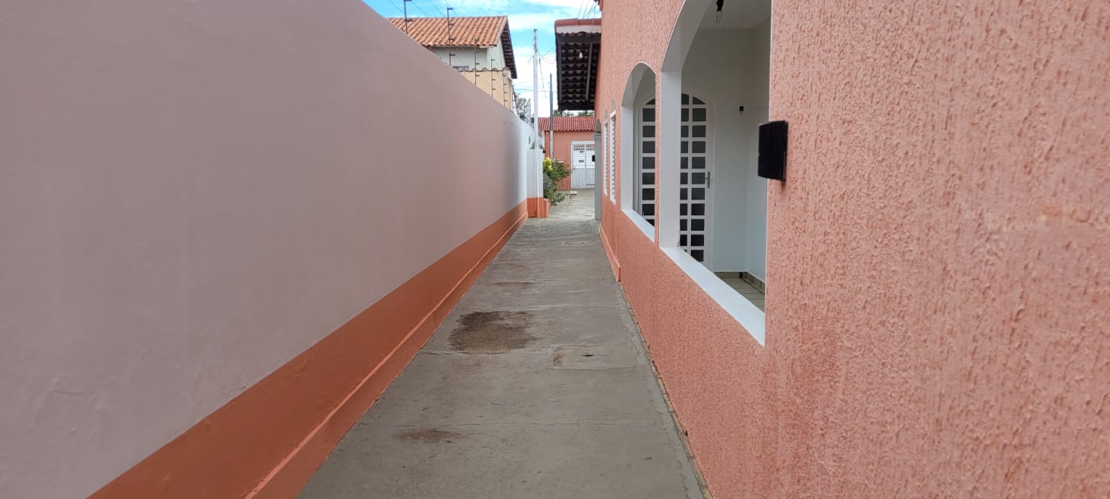 Foto do imóvel: Casa com 4 Quartos à Venda, 213 m² em Jardim Roma - Caldas Novas