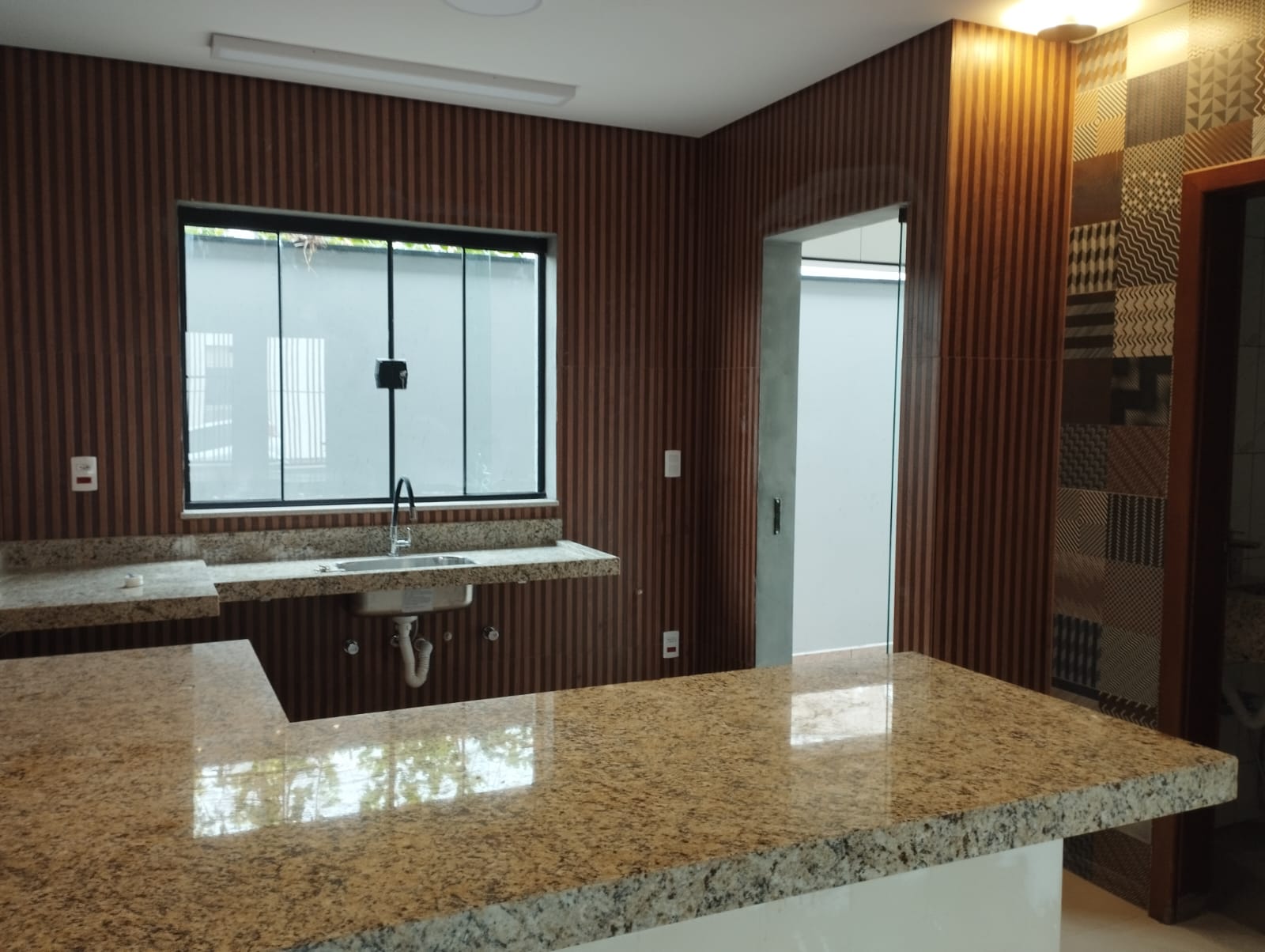 Imagem Casa com 2 Quartos para Alugar, 55 m² em Centro - Rio das Pedras
