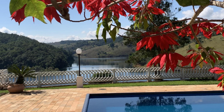 Chácara com 5 Quartos à Venda, 1.500 m² em Centro - Santa Isabel