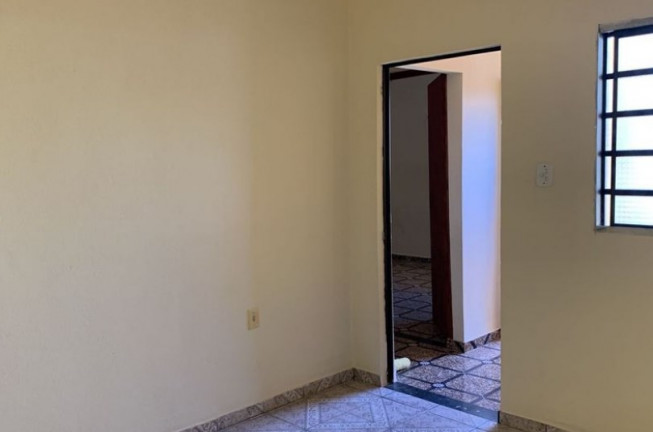 Imagem Casa com 2 Quartos para Alugar, 200 m² em Vila Pontilhão - Cruzeiro
