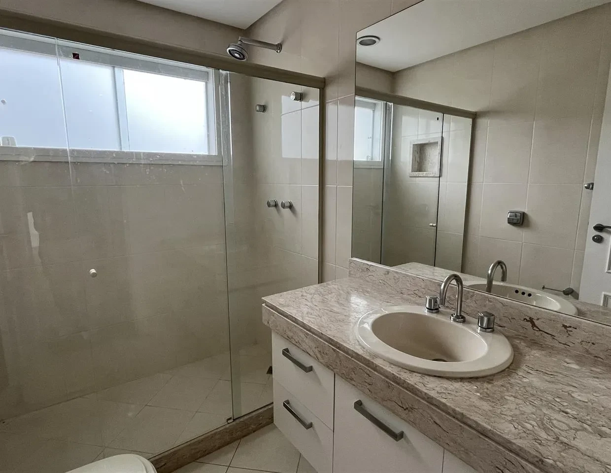 Imagem Casa de Condomínio com 5 Quartos à Venda ou Locação, 830 m² em Barra da Tijuca - Rio de Janeiro