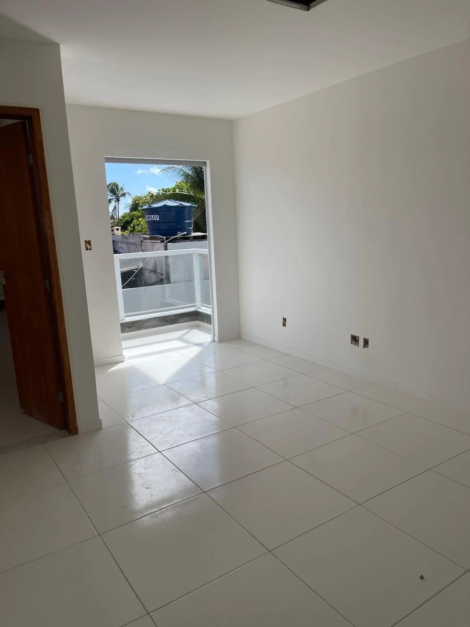 Imagem Casa de Condomínio com 3 Quartos à Venda, 90 m² em Ipitanga - Lauro de Freitas