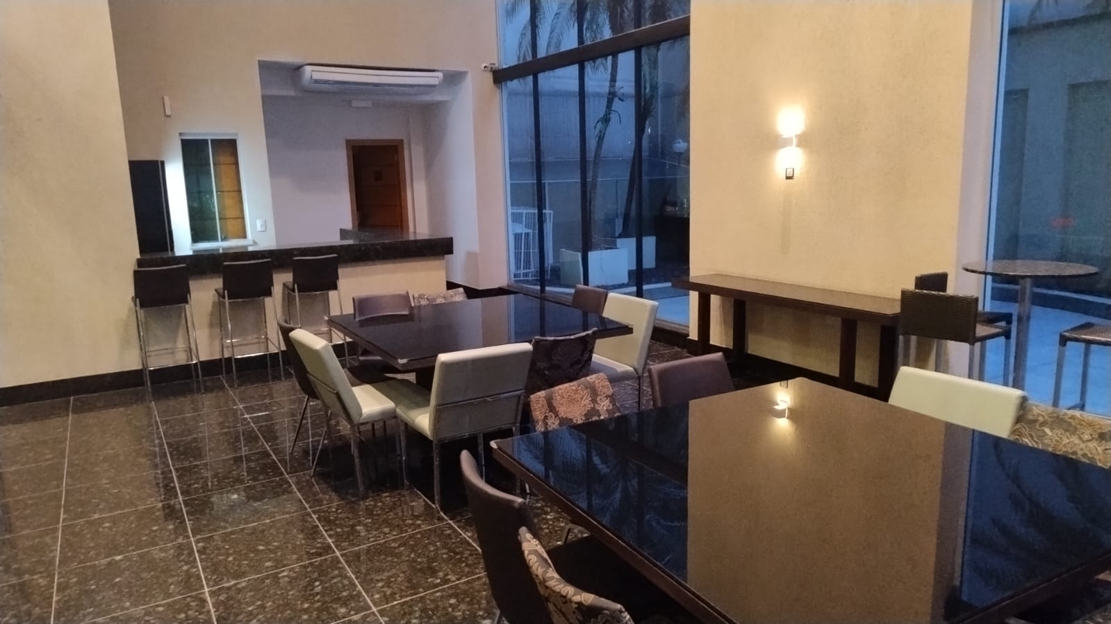 Imagem Apartamento com 3 Quartos à Venda, 107 m²em Setor Bueno - Goiânia