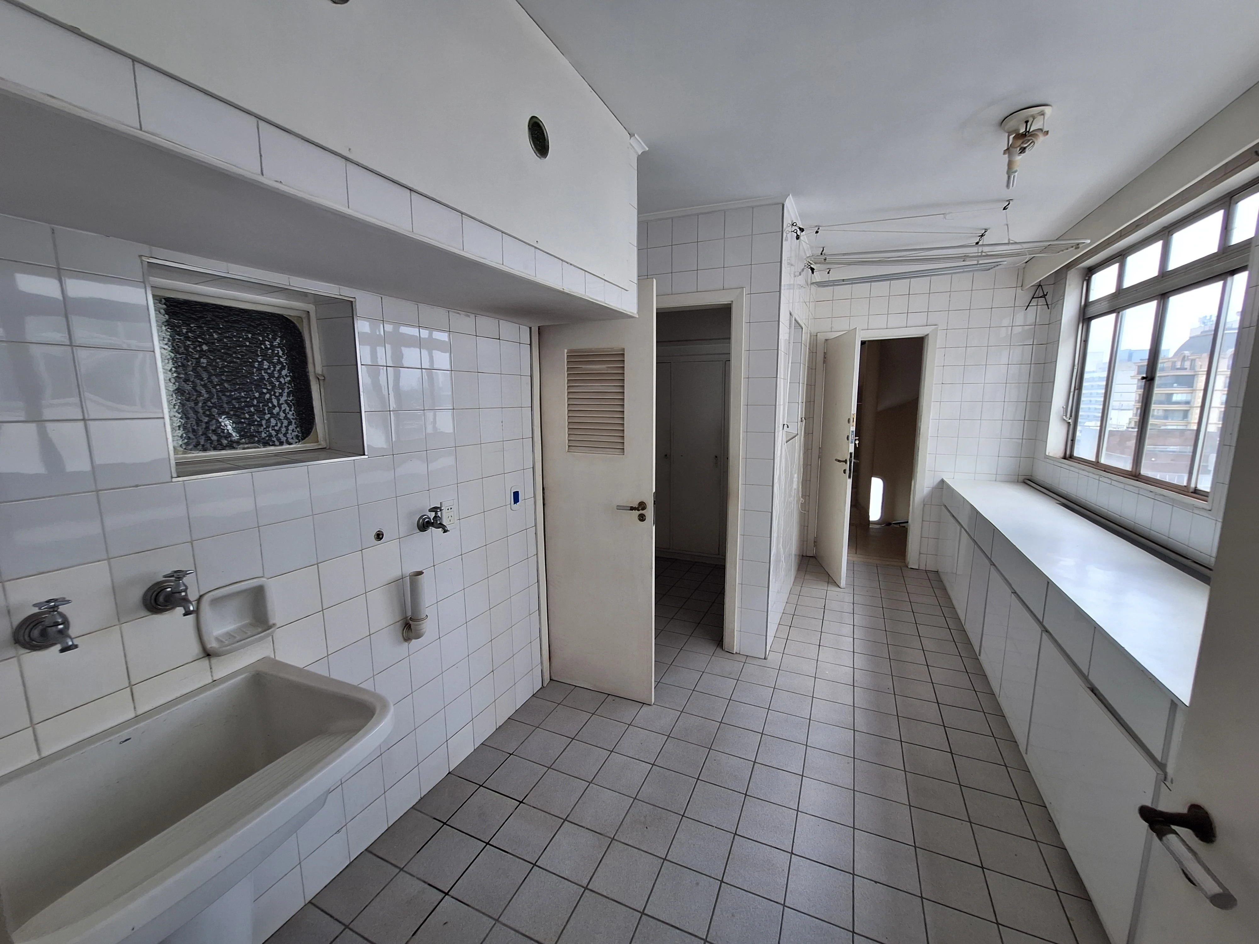 Foto do imóvel: Apartamento com 3 Quartos à Venda, 200 m² em Jardim Europa - São Paulo