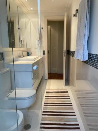 Imagem Apartamento com 2 Quartos à Venda, 136 m² em Santa Cecília - São Paulo