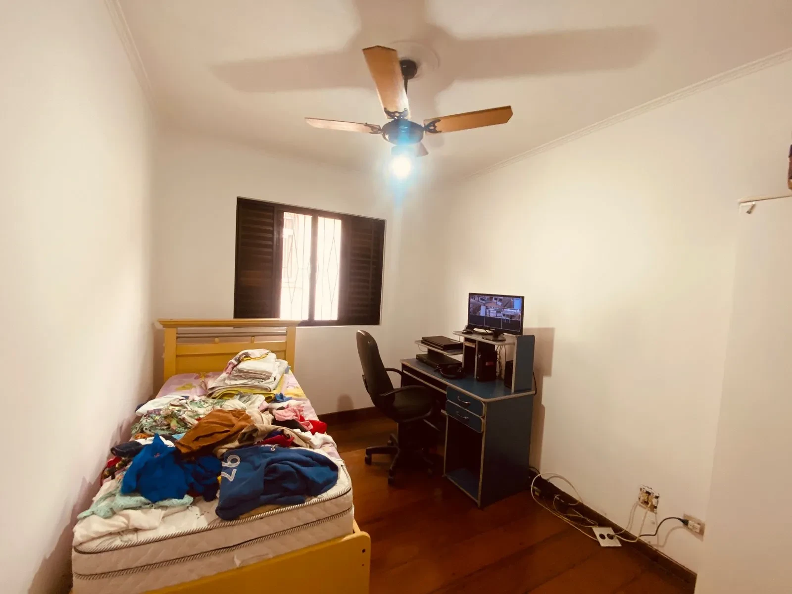 Imagem Sobrado com 4 Quartos à Venda, 255 m² em Embaré - Santos