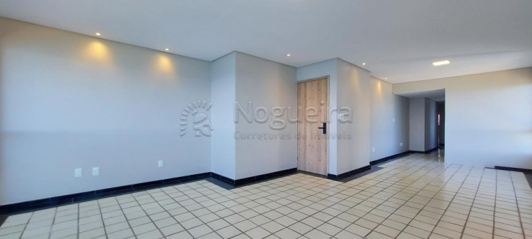 Imagem Apartamento com 3 Quartos à Venda, 16.977 m² em Candeias - Jaboatão dos Guararapes