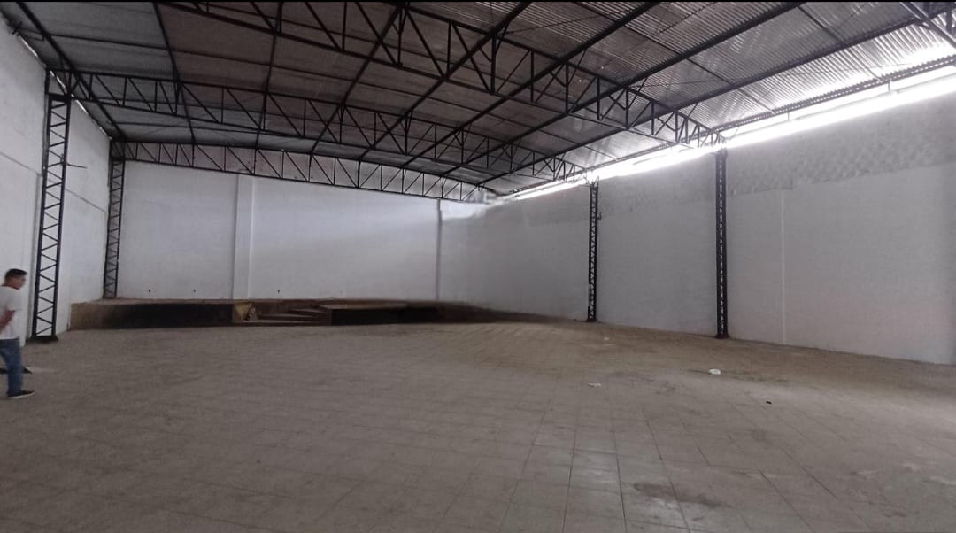 Imagem Galpão à Venda, 466 m² em Benfica - Fortaleza