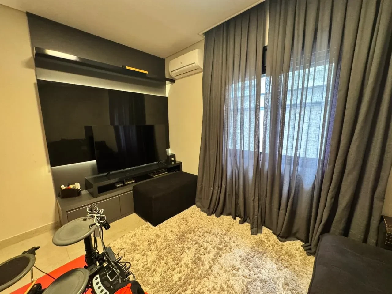 Foto do imóvel: Sobrado com 5 Quartos à Venda, 325 m² em Condomínio Residencial Monaco - São José dos Campos