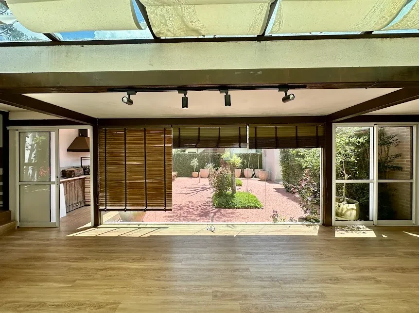 Foto do imóvel: Casa de Condomínio com 3 Quartos à Venda, 344 metros em Vila Santo Antônio - Cotia