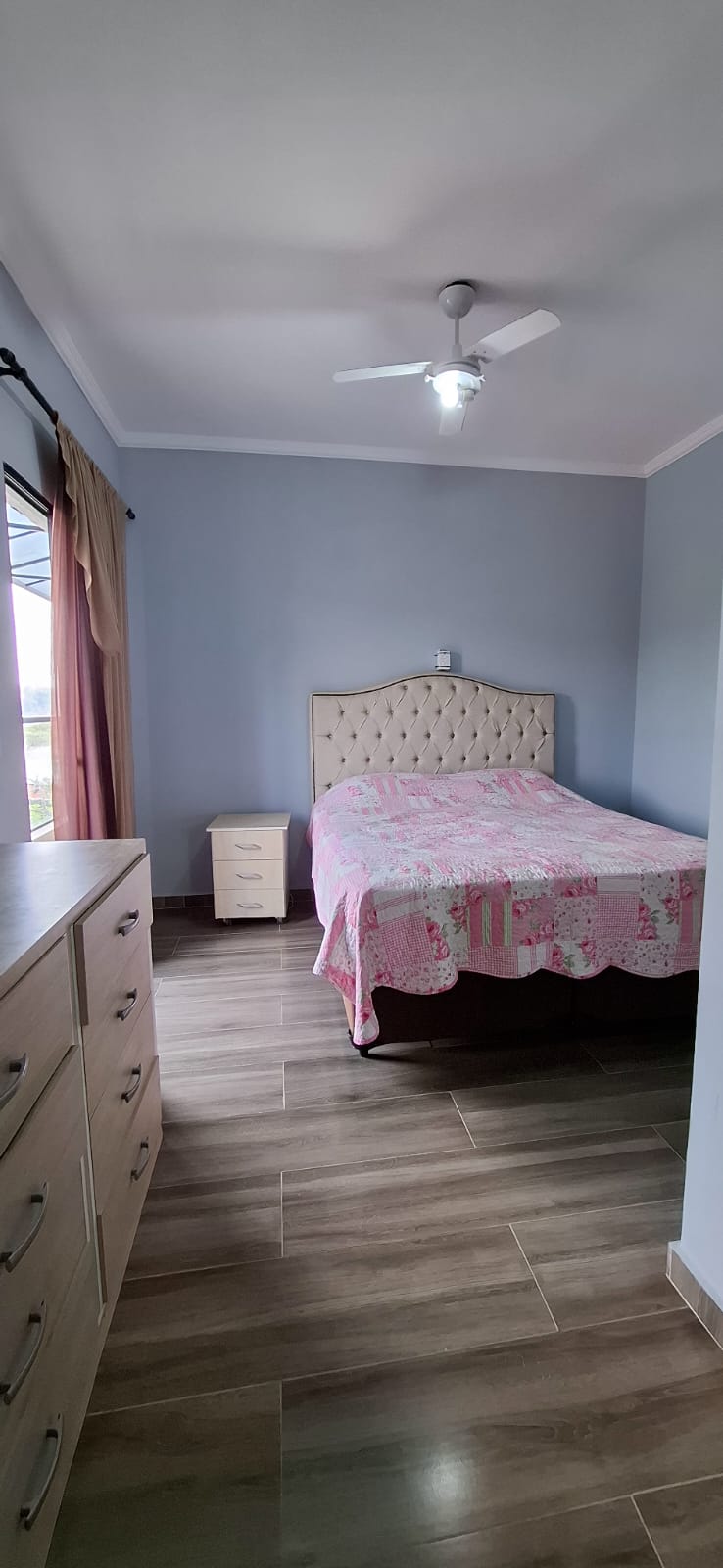 Imagem Casa de Condomínio com 5 Quartos à Venda, 350 m² em Jardim Shangri-Lá - Atibaia