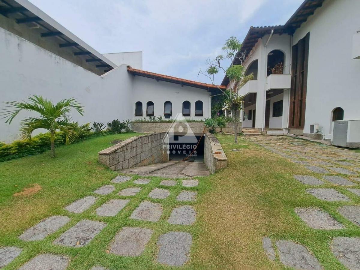 Imagem Casa de Condomínio com 4 Quartos à Venda, 2 m²em Barra da Tijuca - Rio de Janeiro