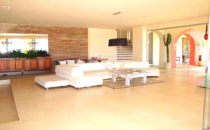 Imagem Casa com 6 Quartos à Venda, 650 m² em Ferradura - Armação dos Búzios