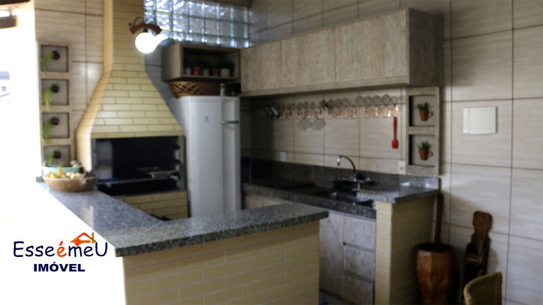 Imagem Casa com 5 Quartos à Venda, 250 m² em Jardins Madri - Goiânia