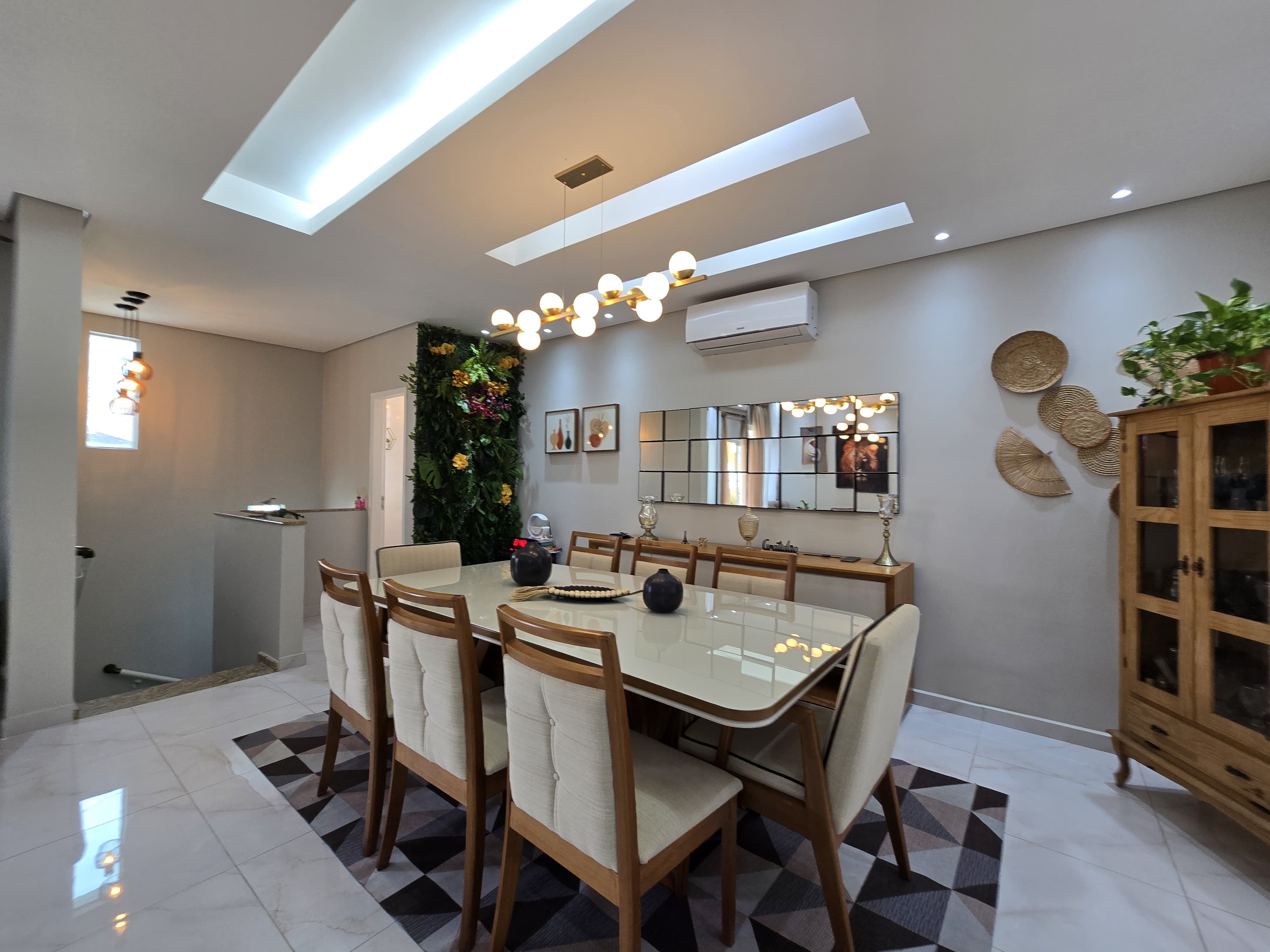 Foto do imóvel: Sobrado com 3 Quartos à Venda, 189 m² em Campo Grande - Santos