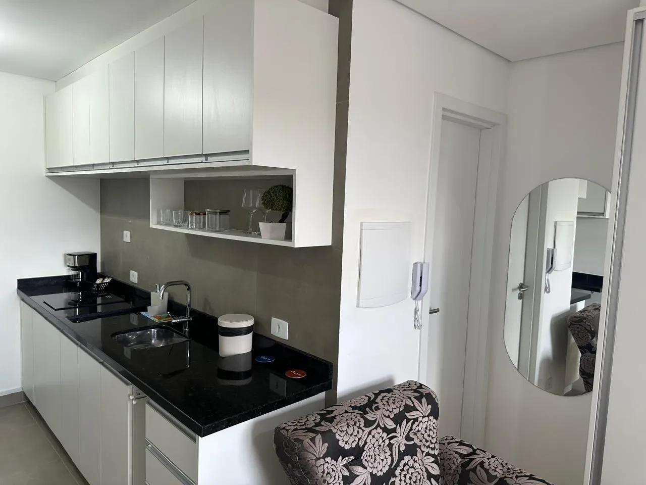Imagem Studio com 1 Quarto à Venda, 28 m² em Cristo Rei - Curitiba
