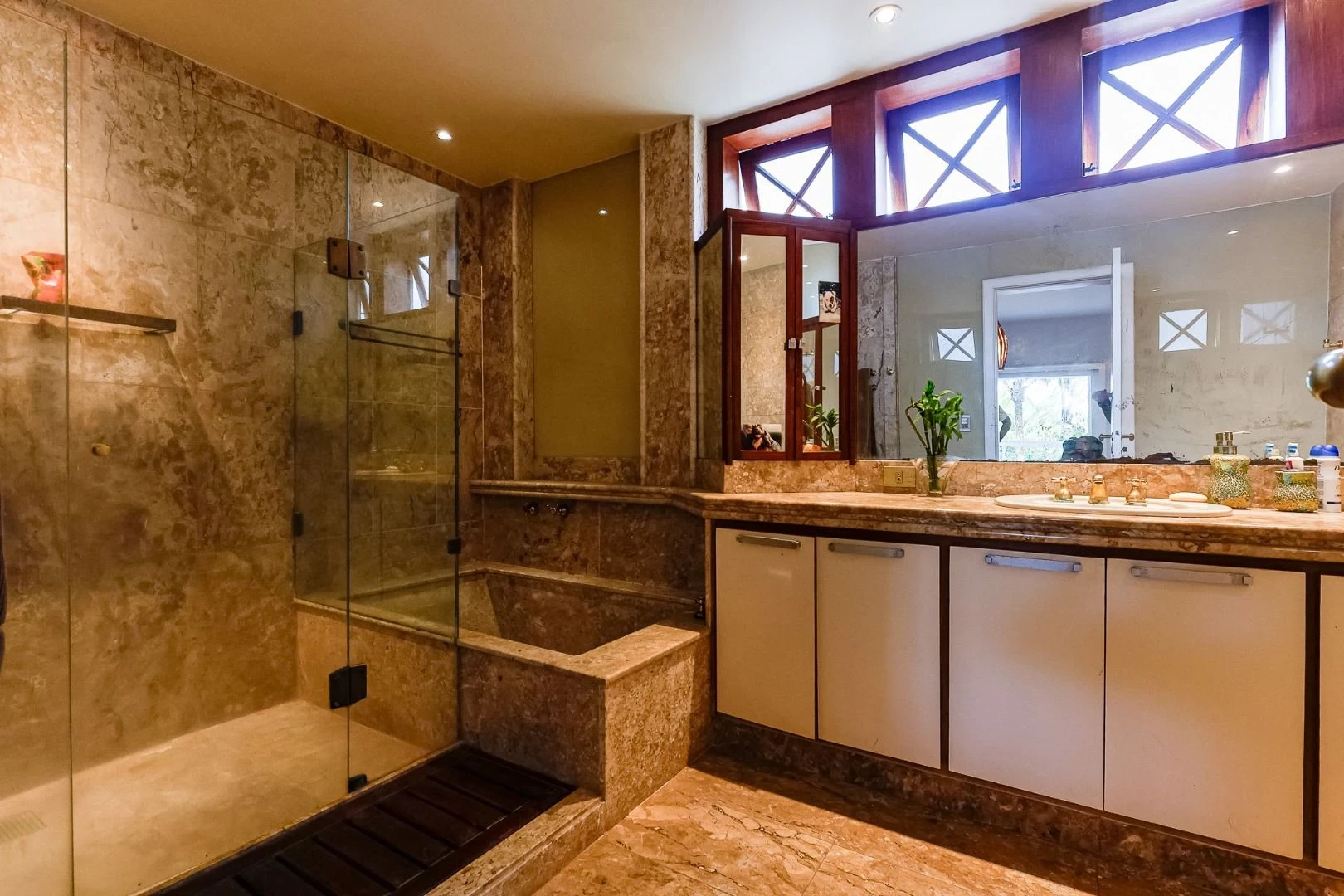 Foto do imóvel: Casa de Condomínio com 5 Quartos à Venda, 732 m² em Barra da Tijuca - Rio de Janeiro