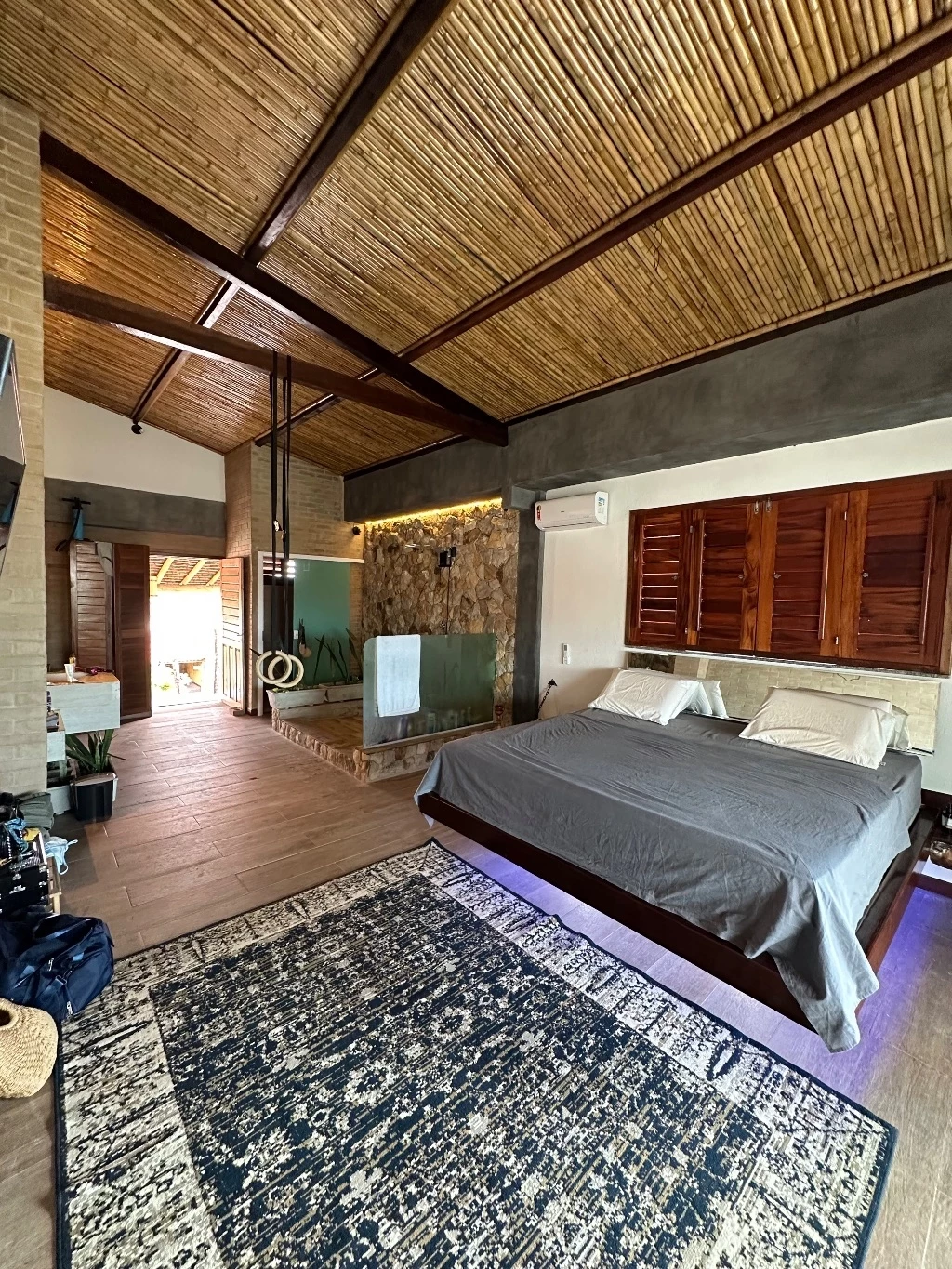 Imagem Casa com 6 Quartos à Venda, 1.050 m² em Pacheco - Caucaia