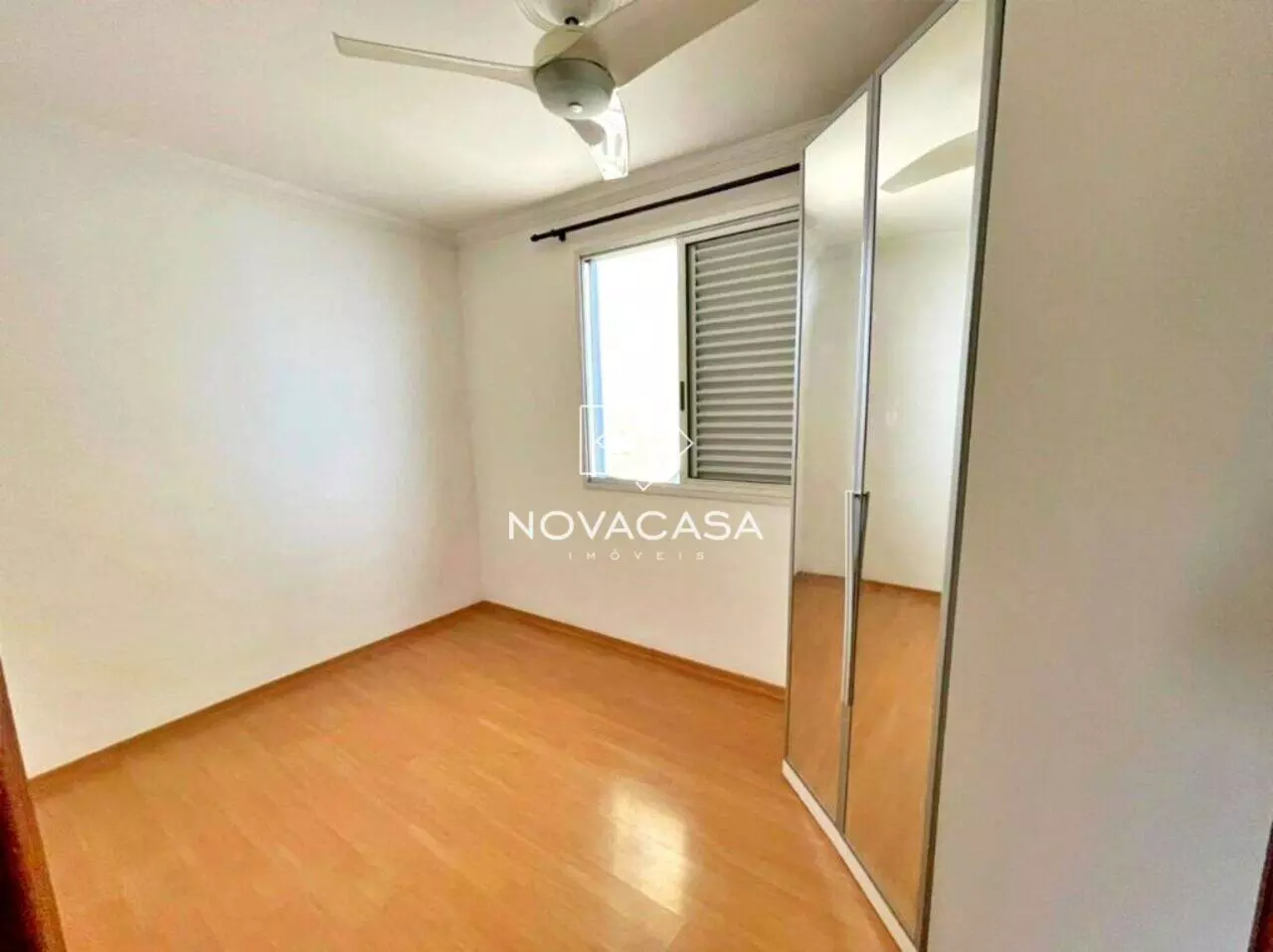 Imagem Casa com 3 Quartos à Venda, 85 m² em Heliópolis - Belo Horizonte
