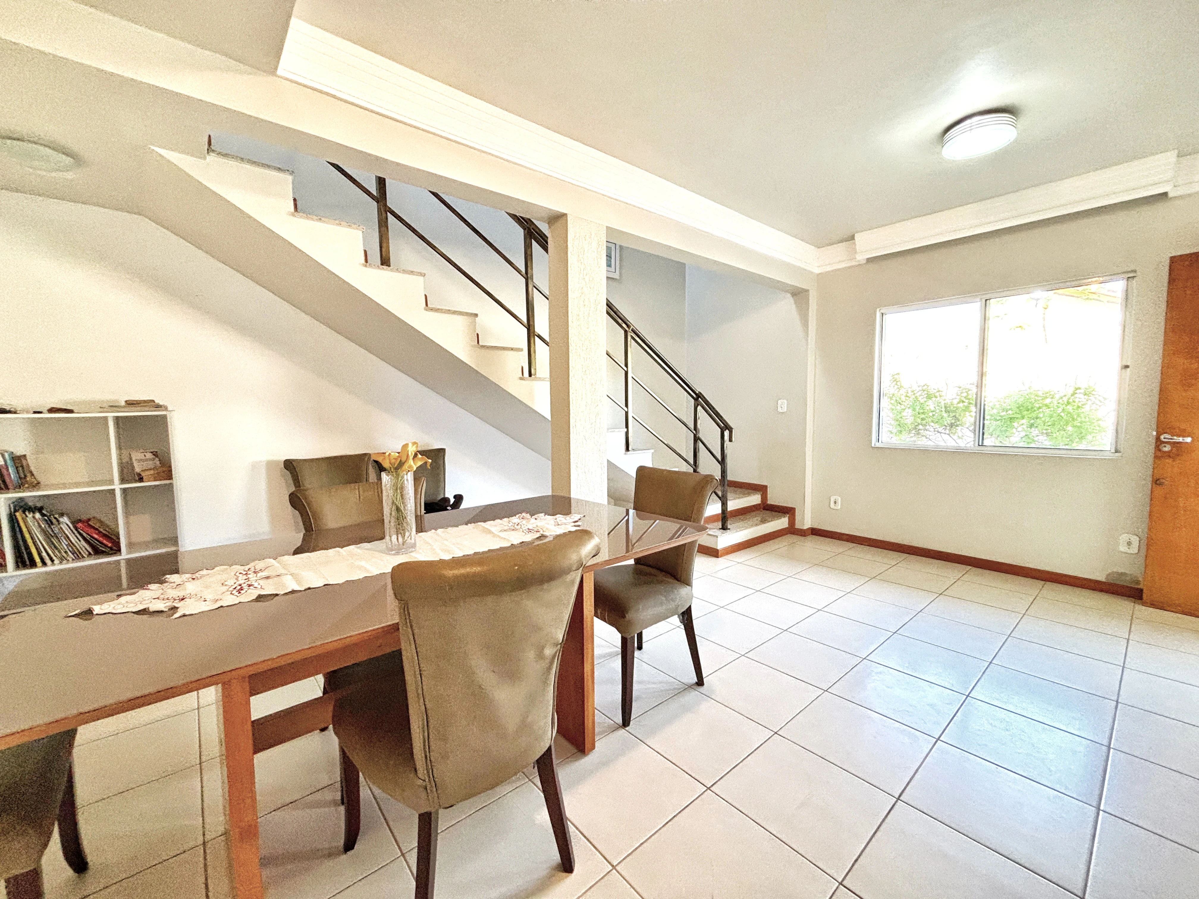 Foto do imóvel: Casa de Condomínio com 3 Quartos à Venda, 119 metros em Buraquinho - Lauro de Freitas