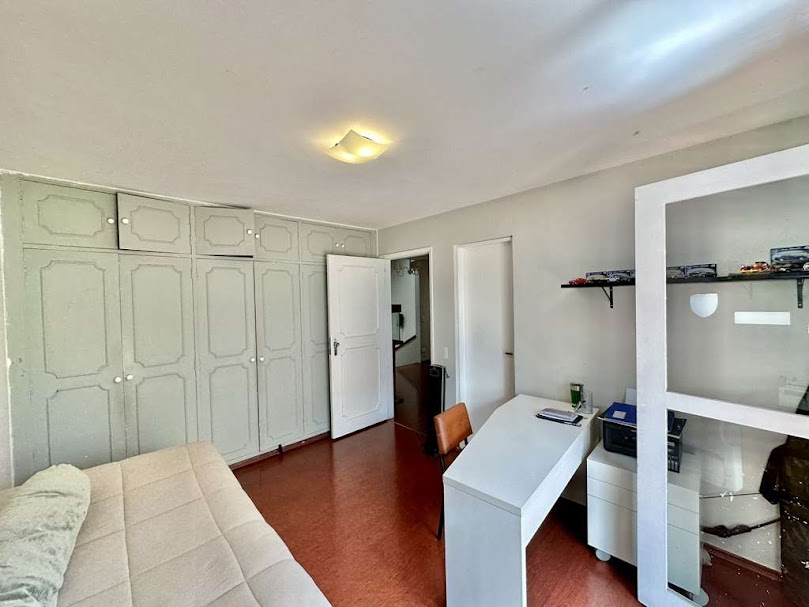 Foto do imóvel: Casa com 4 Quartos à Venda, 228 m² em Jardim Jussara - São Paulo