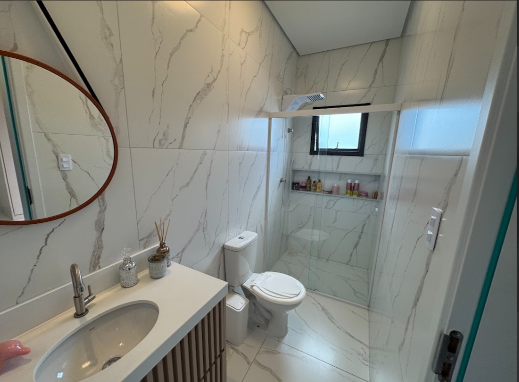 Foto do imóvel: Apartamento com 3 Quartos à Venda, 140 m² em Guilhermina - Praia Grande