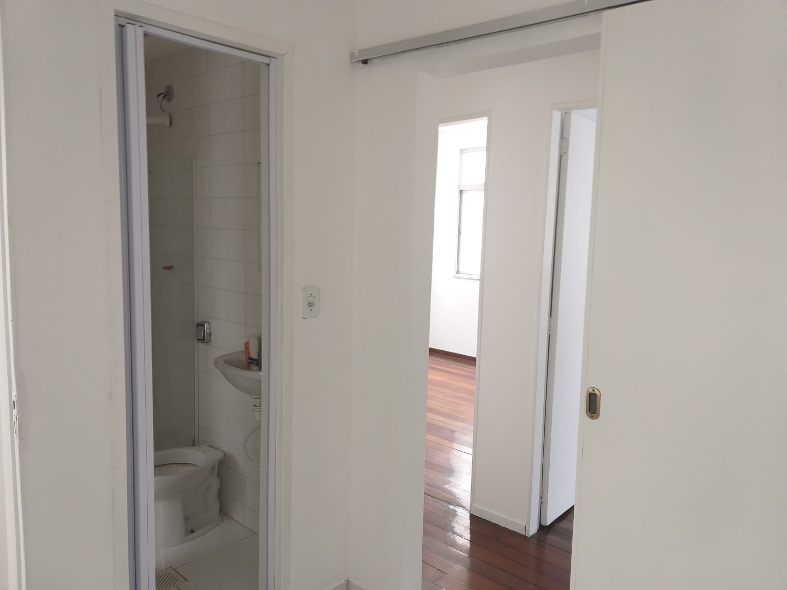 Imagem Apartamento com 2 Quartos à Venda, 70 m²em Icaraí - Niterói