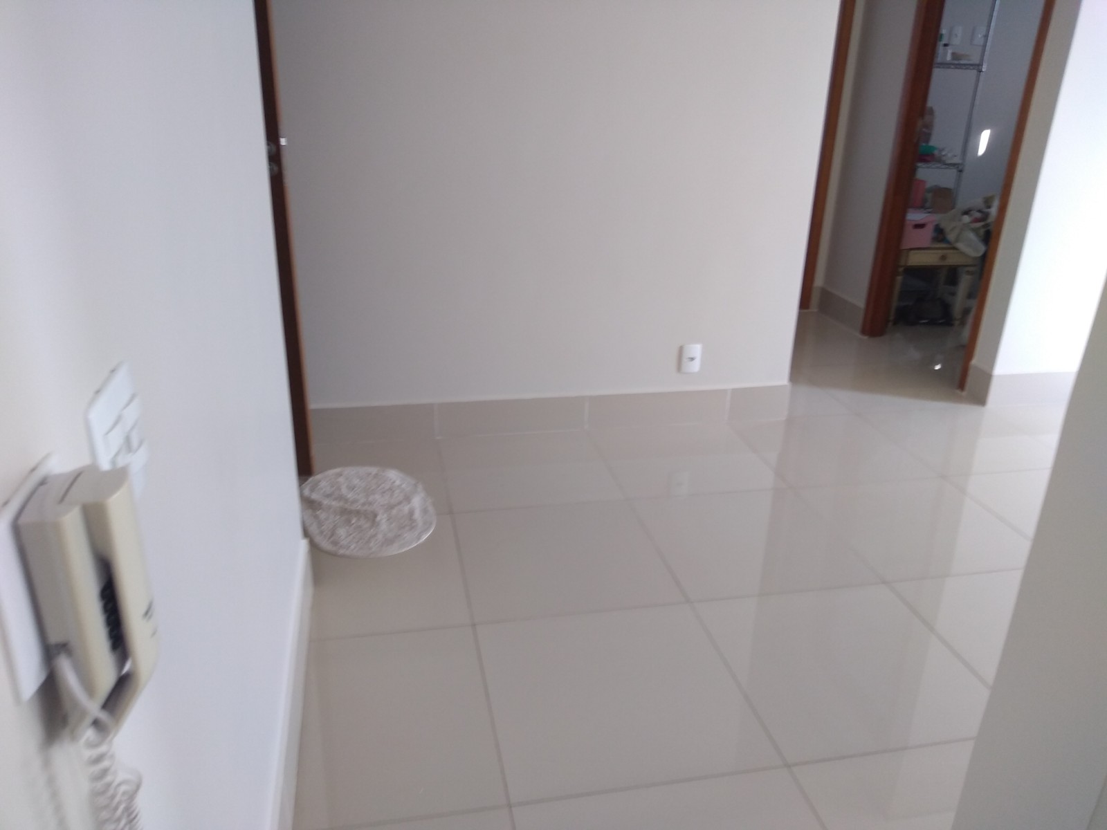 Imagem Apartamento com 2 Quartos à Venda, 77 m² em Jardim América - Goiânia
