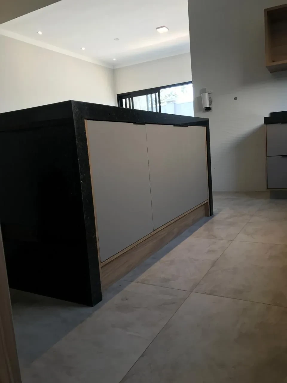 Imagem Casa de Condomínio com 3 Quartos à Venda, 243 m² em Alphaville Nova Esplanada 3 - Votorantim